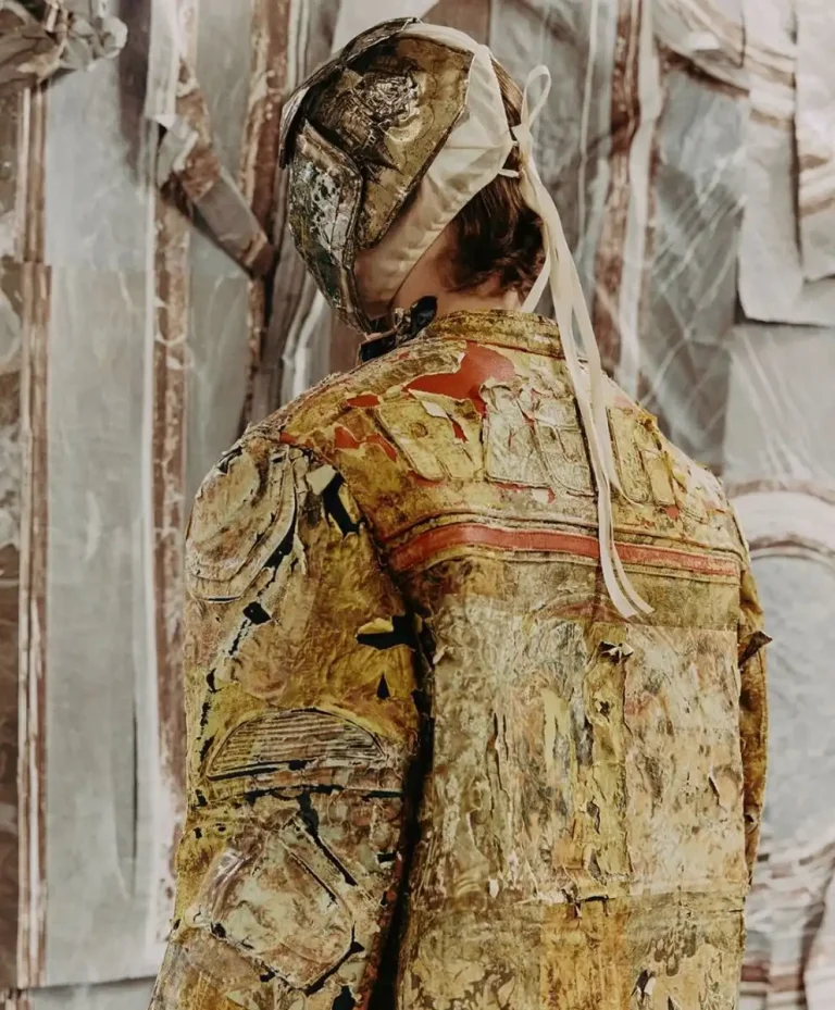 Discover the Autumn Winter 2027–2028 Fashion Trend: a deep human shift from craft to essential material intelligence shaping the Future of Fashion and design culture.