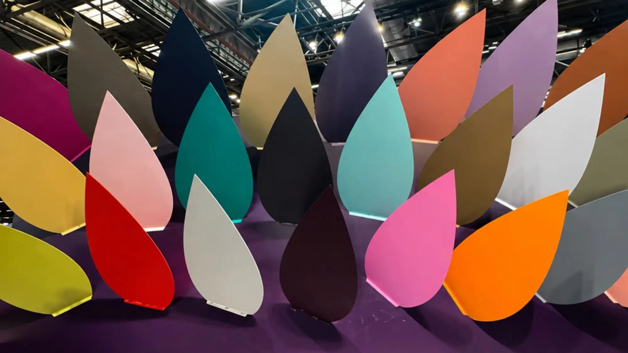 Première Vision Paris Colors Autumn Winter 2027 2028 palette presenting vibrant brights, mineral tones, deep neutrals and softened pastels for Fashion Trend Forecasting.
